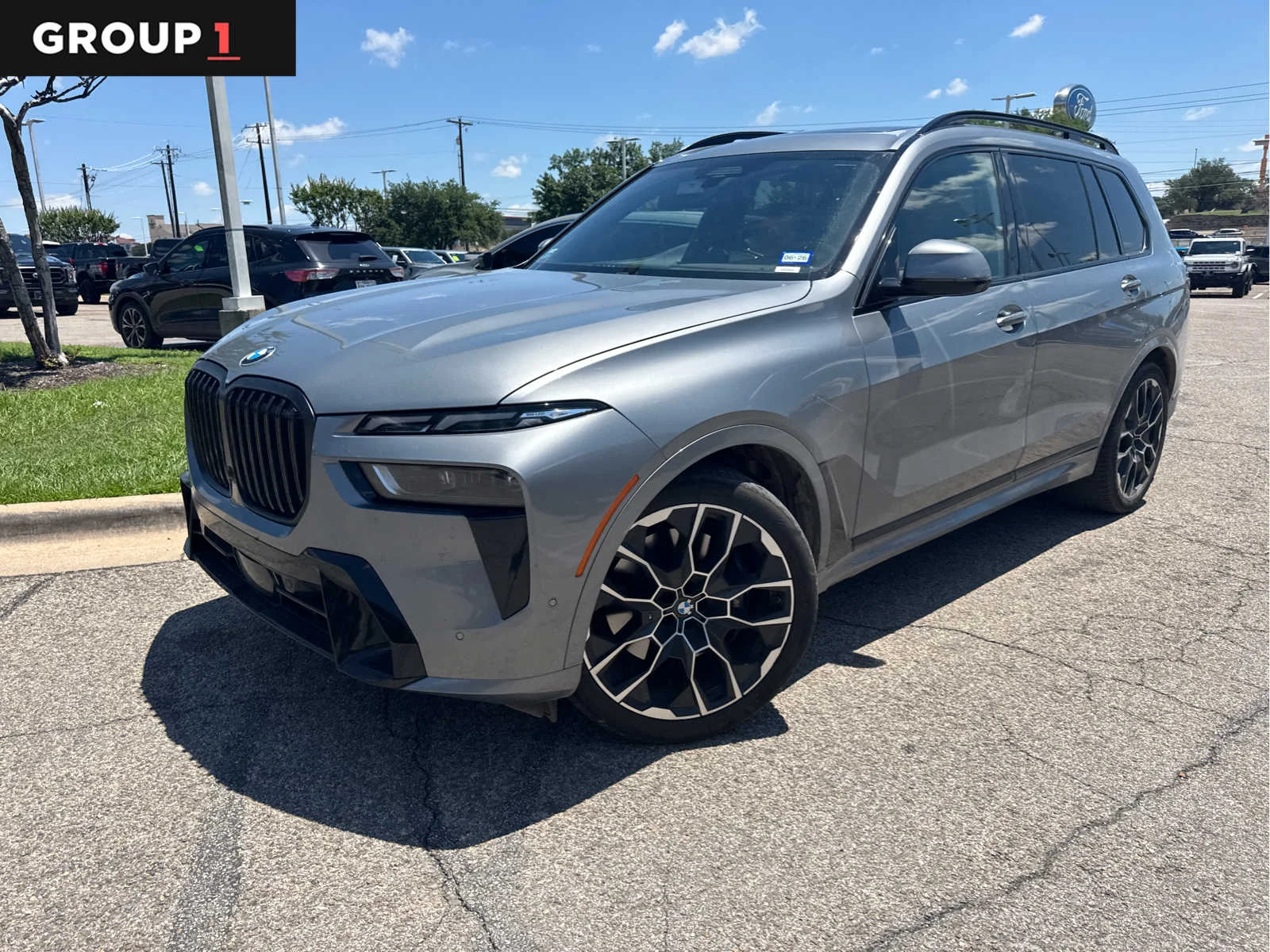 2023 BMW X7