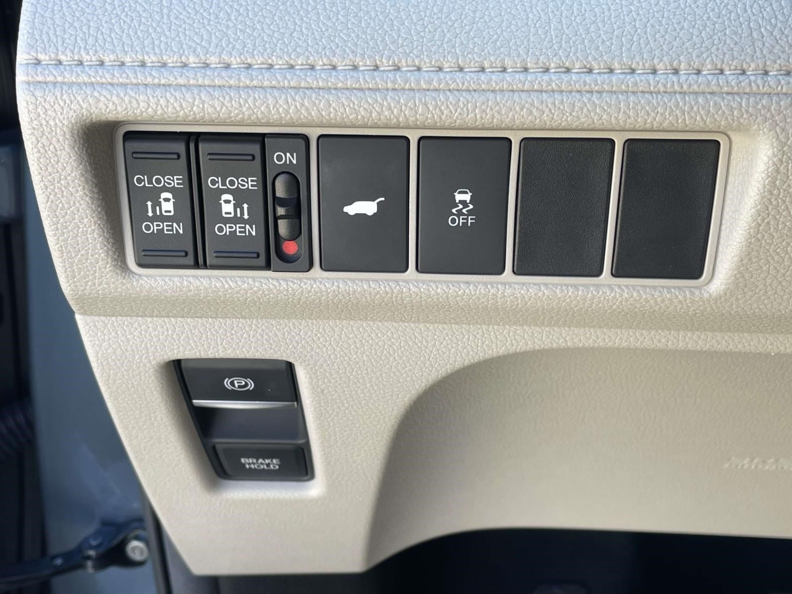 Certified Used 2025 Black Honda EX-L image 20