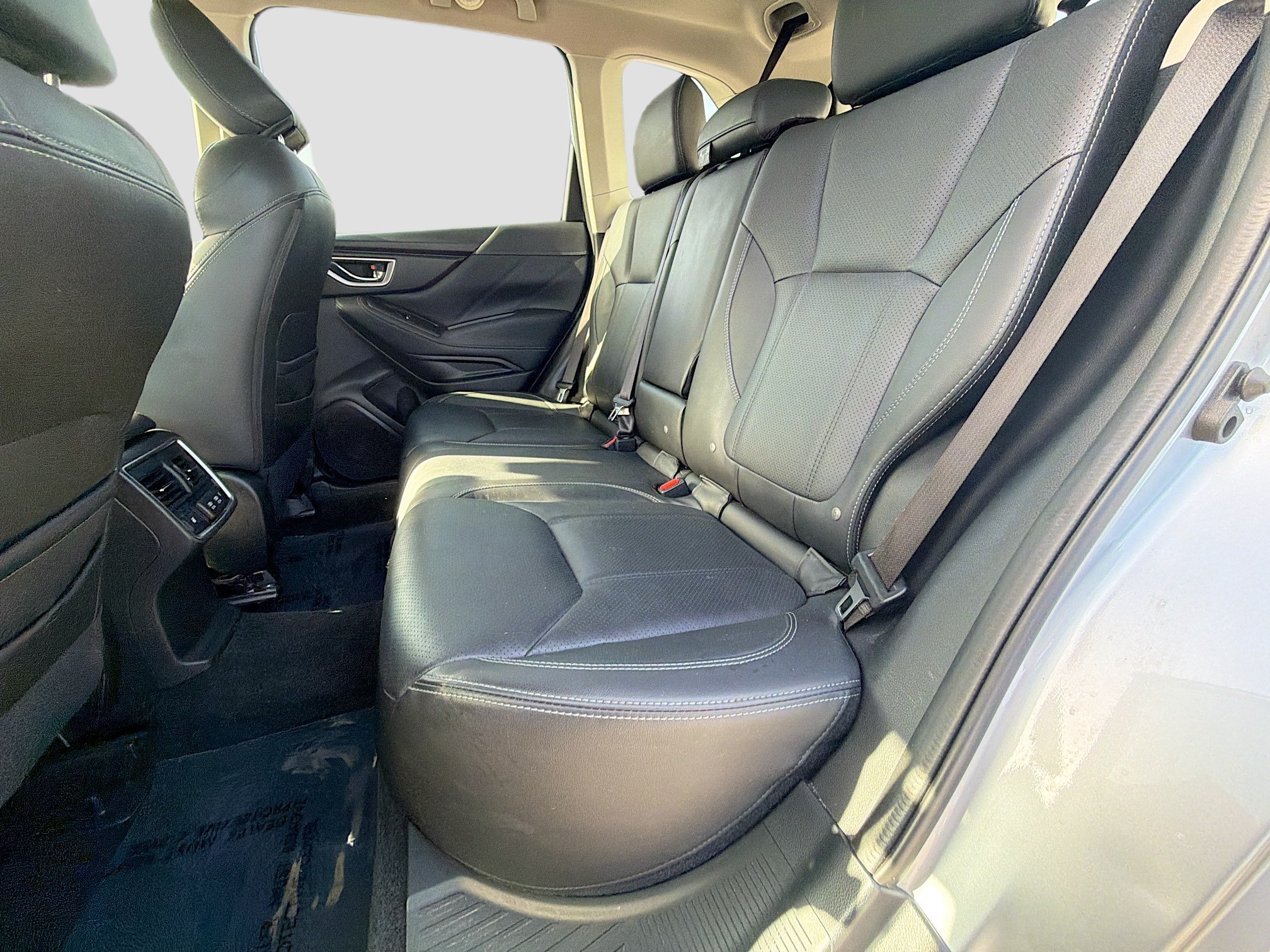 Used 2019 Ice Silver Metallic Subaru Touring image 21