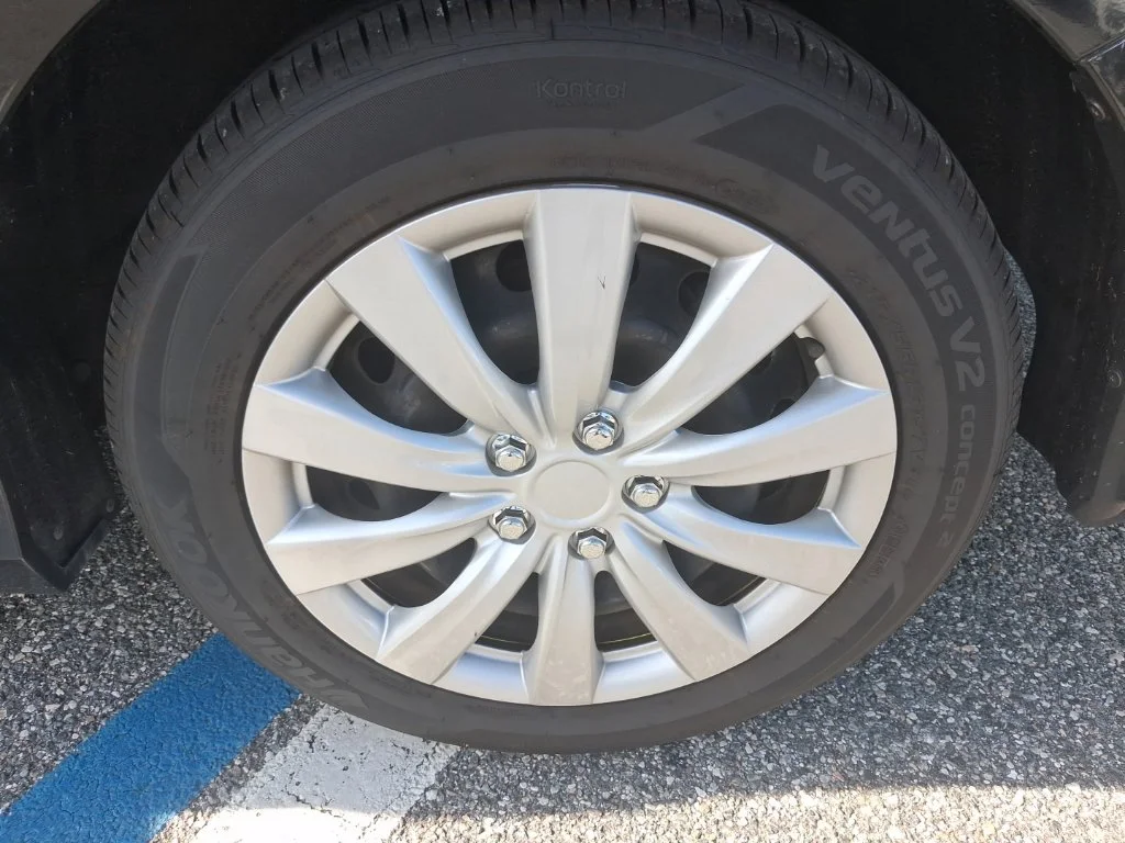 Used 2020  Honda LX image 12