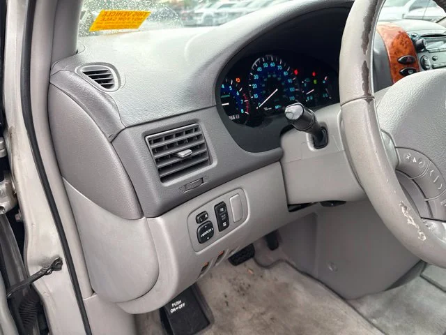 Used 2008 Silver Shadow Pearl Toyota XLE image 15