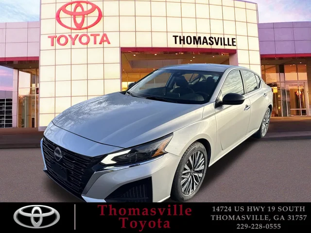 Pre-Owned 2024 Nissan Altima 2.5 SV FWD 4dr Car