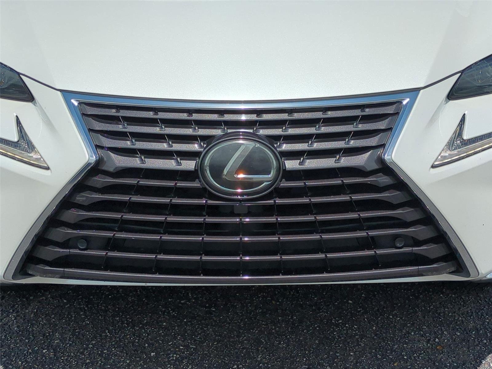 Used 2019 Eminent White Pearl Lexus NX 300 image 14