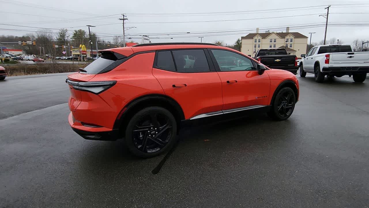 2025 Chevrolet Equinox EV RS - Photo 8