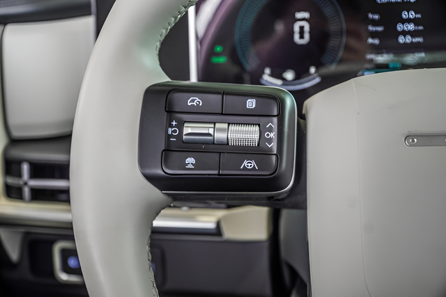 2025 Hyundai Santa Fe SEL - Photo 27