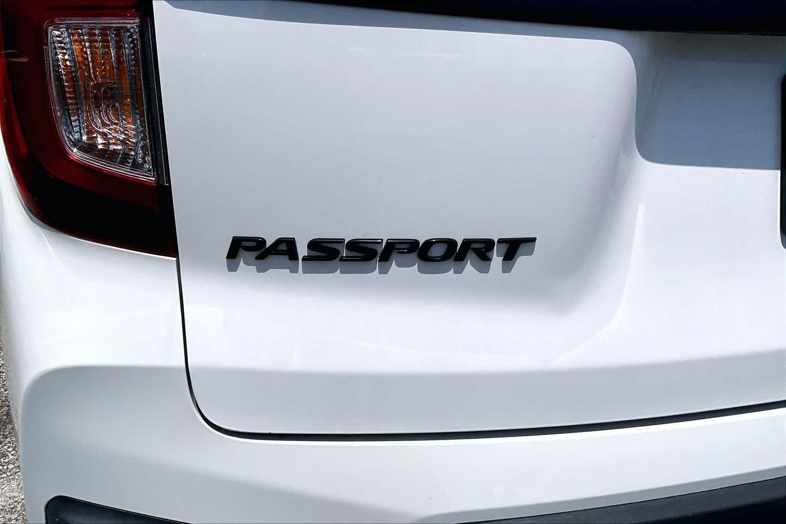 Certified Used 2023 Platinum White Pearl Honda TrailSport image 33