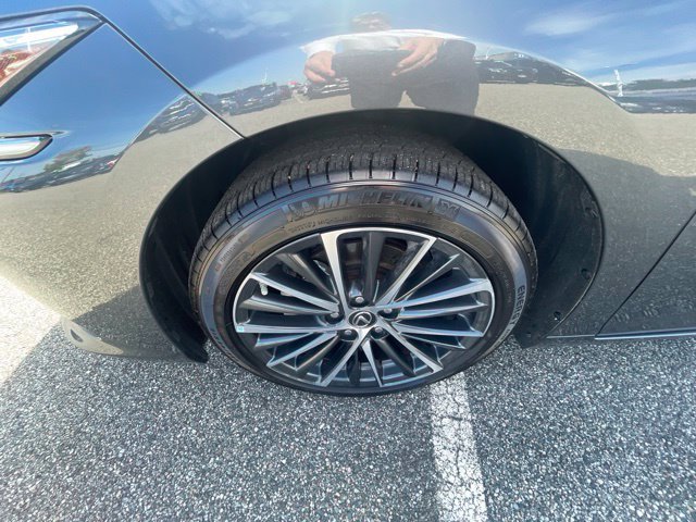Used 2024 Gray Lexus 350 image 34