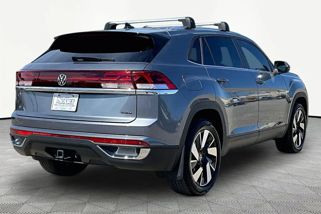 Certified 2024 Volkswagen Atlas Cross Sport SE w/Tech with VIN 1V2HE2CA1RC256422 for sale in Kansas City