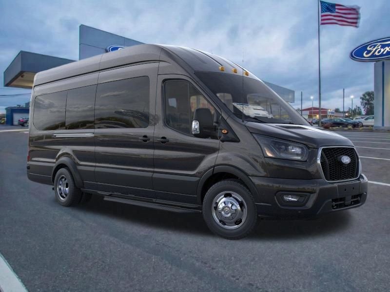 New 2026 Agate Black Metallic Ford XLT image 7