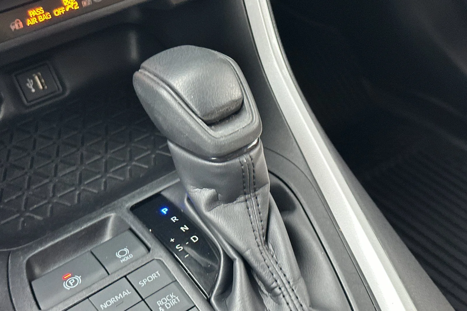 Certified Used 2025 White Toyota XLE image 27