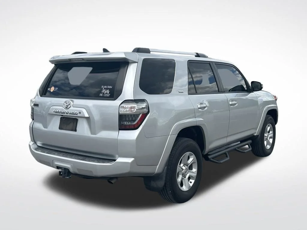Used 2019 Silver Toyota SR5 Premium image 6