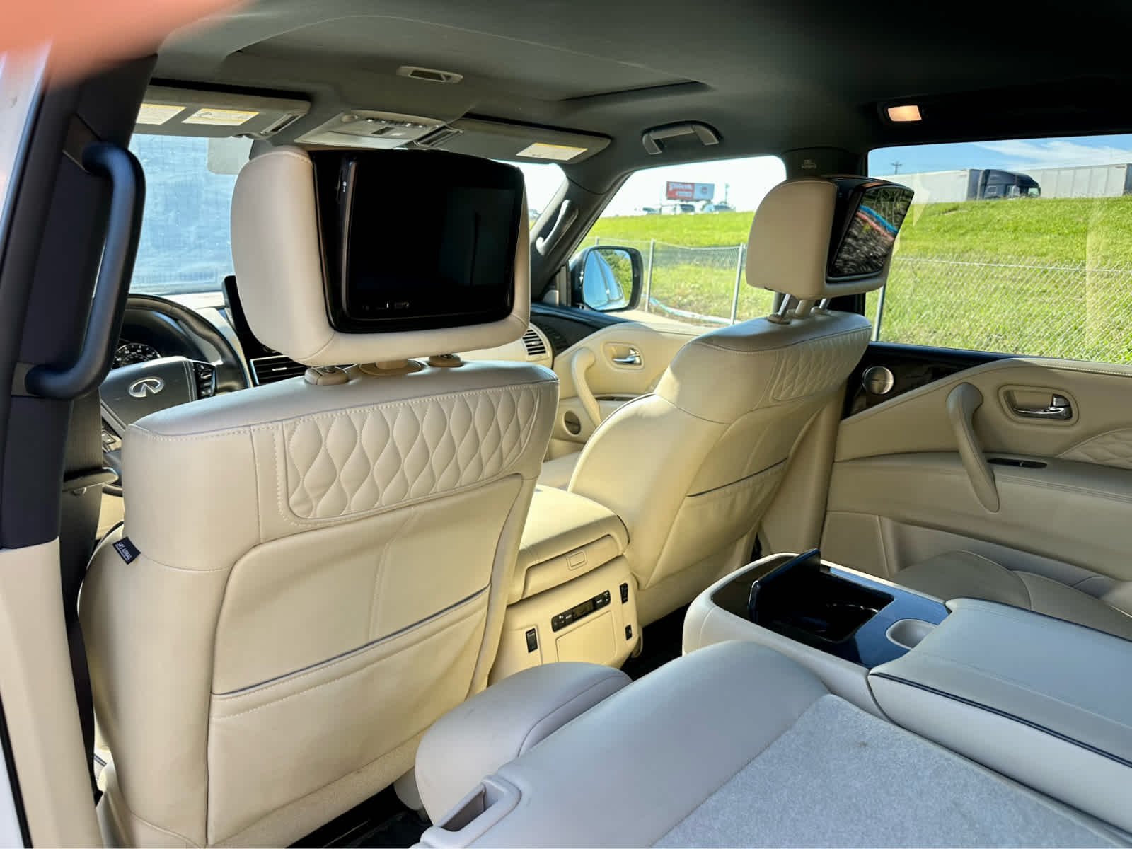 Used 2022 Moonstone White INFINITI SENSORY image 13