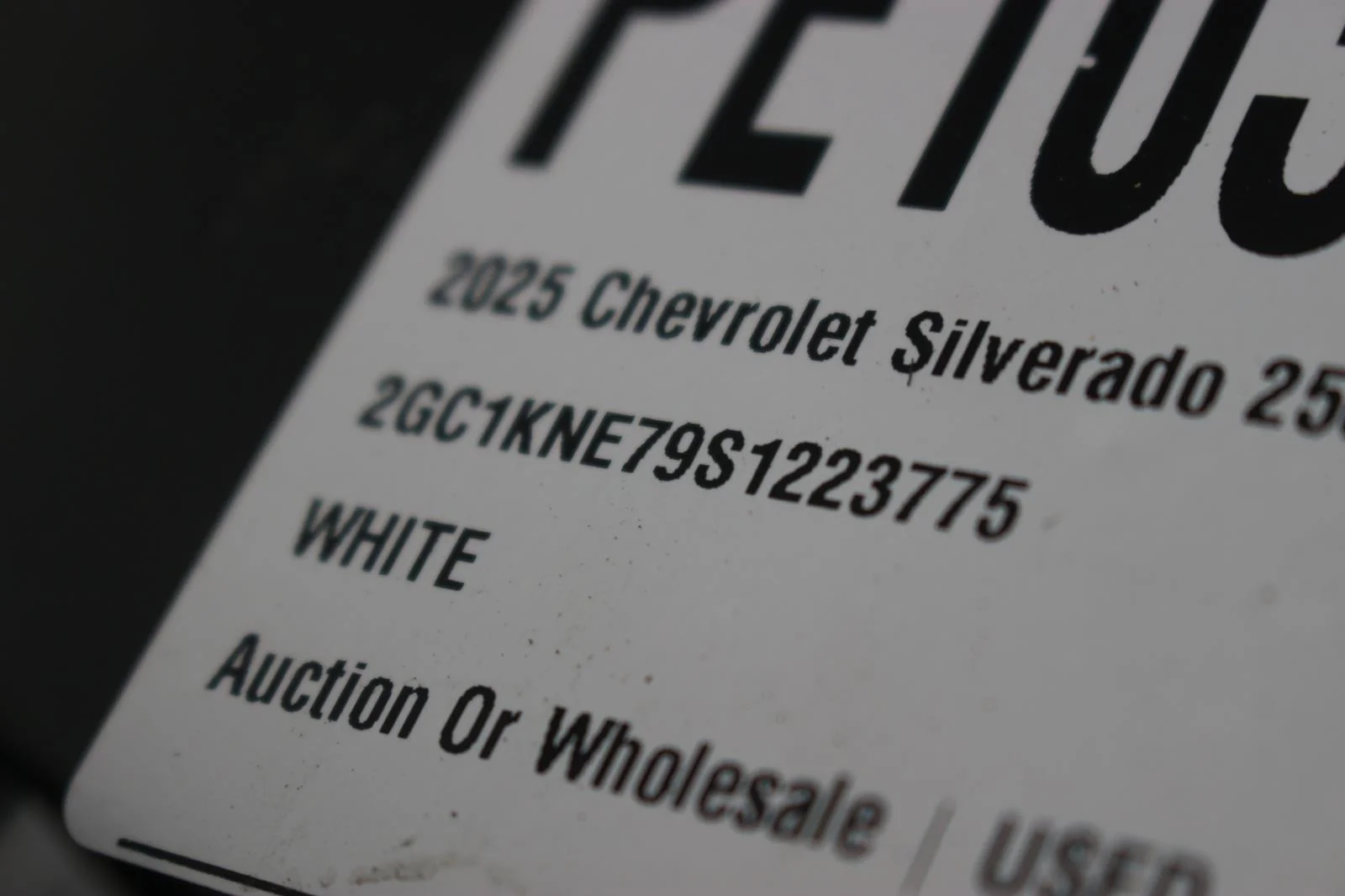Used 2025 Summit White Chevrolet LT image 43