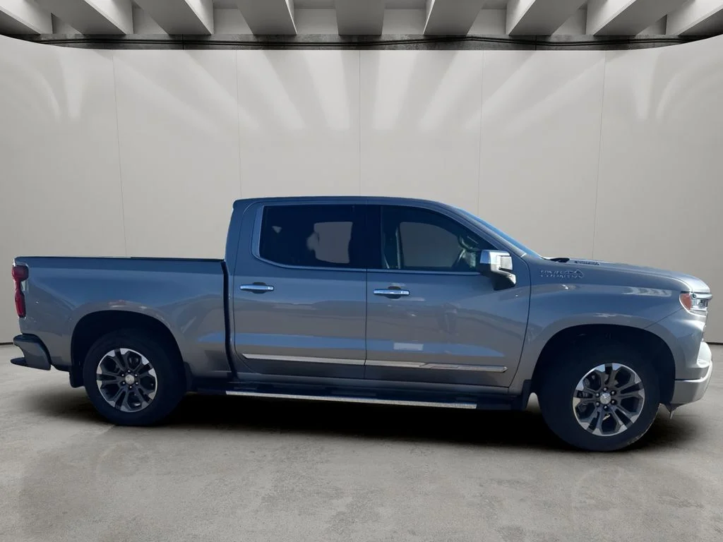 Used 2023 Sterling Gray Metallic Chevrolet High Country image 6