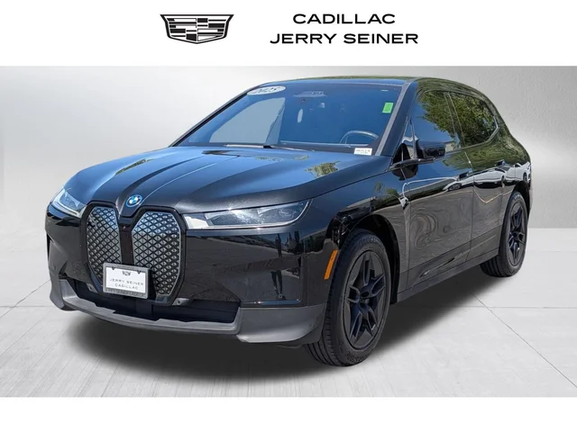 2025 BMW iX xDrive50