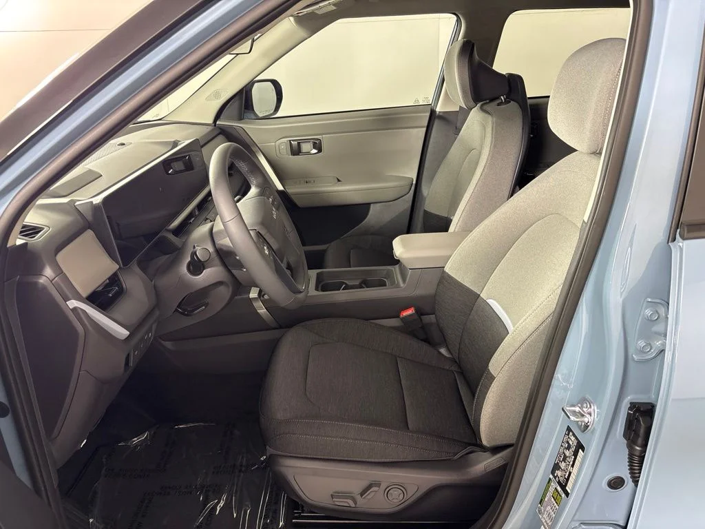 New 2027 Frost Blue / Black Roof Kia S image 25