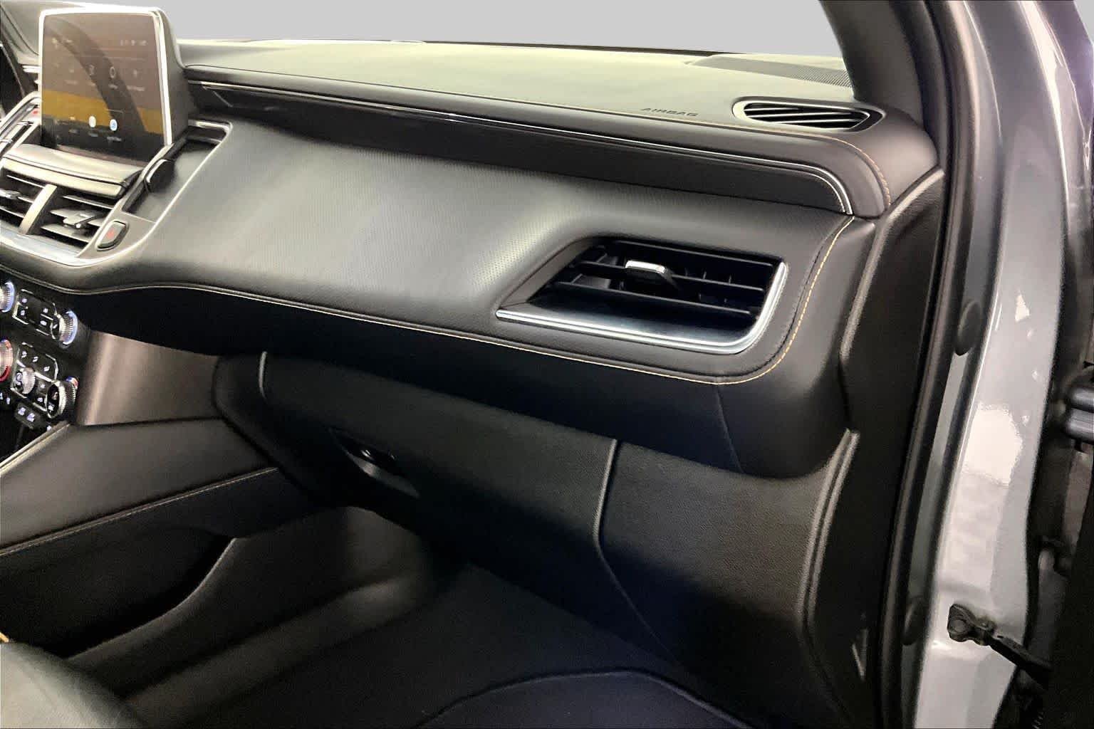 2022 GMC Yukon AT4 - Photo 18