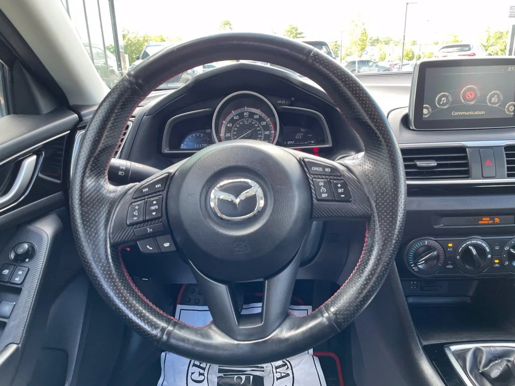 Used 2016 Gray Mazda i Sport image 18