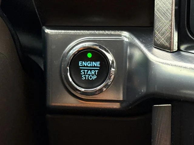 Used 2021  Ford King Ranch image 28