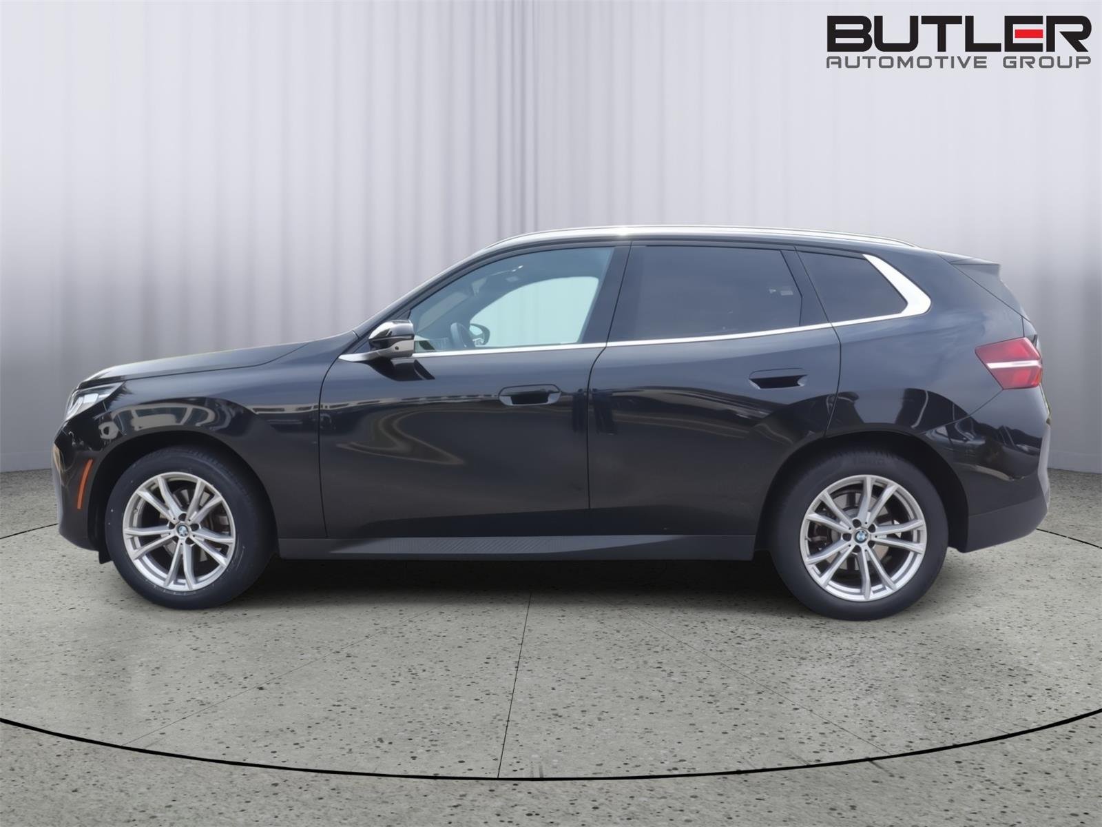 Used 2025 Black Sapphire Metallic BMW 30 xDrive image 3