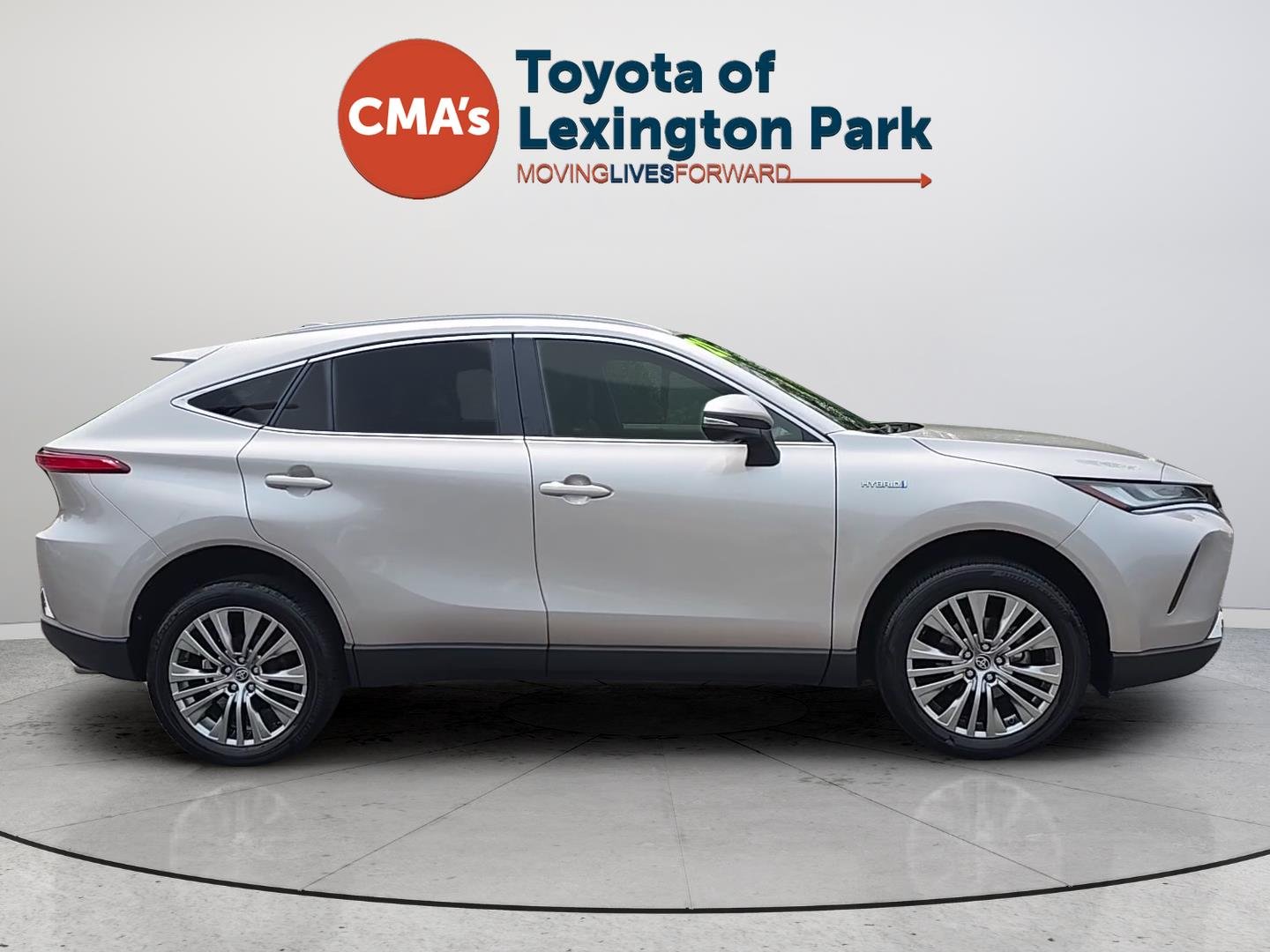 Used 2021 Titanium Glow Toyota Limited image 6