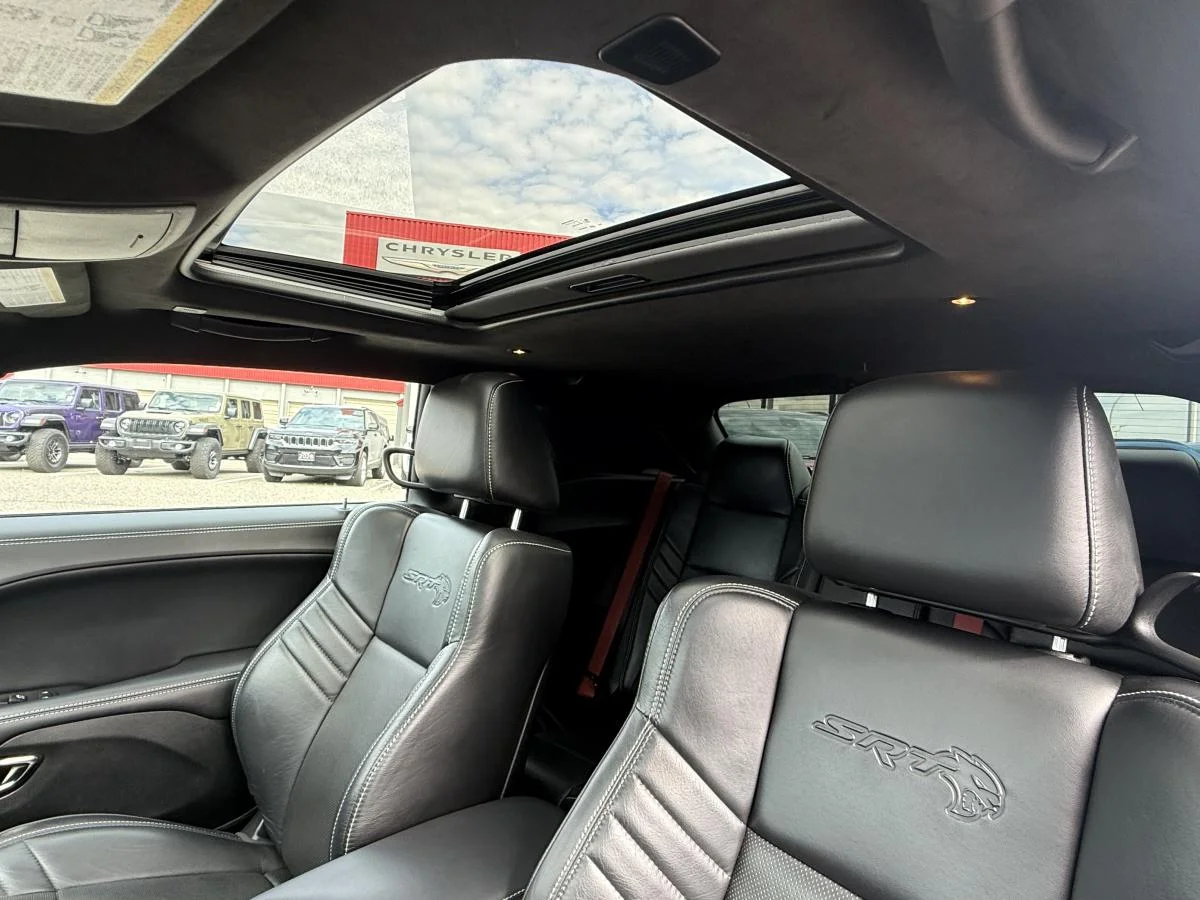 Used 2023 Green Dodge Srt Hellcat image 18