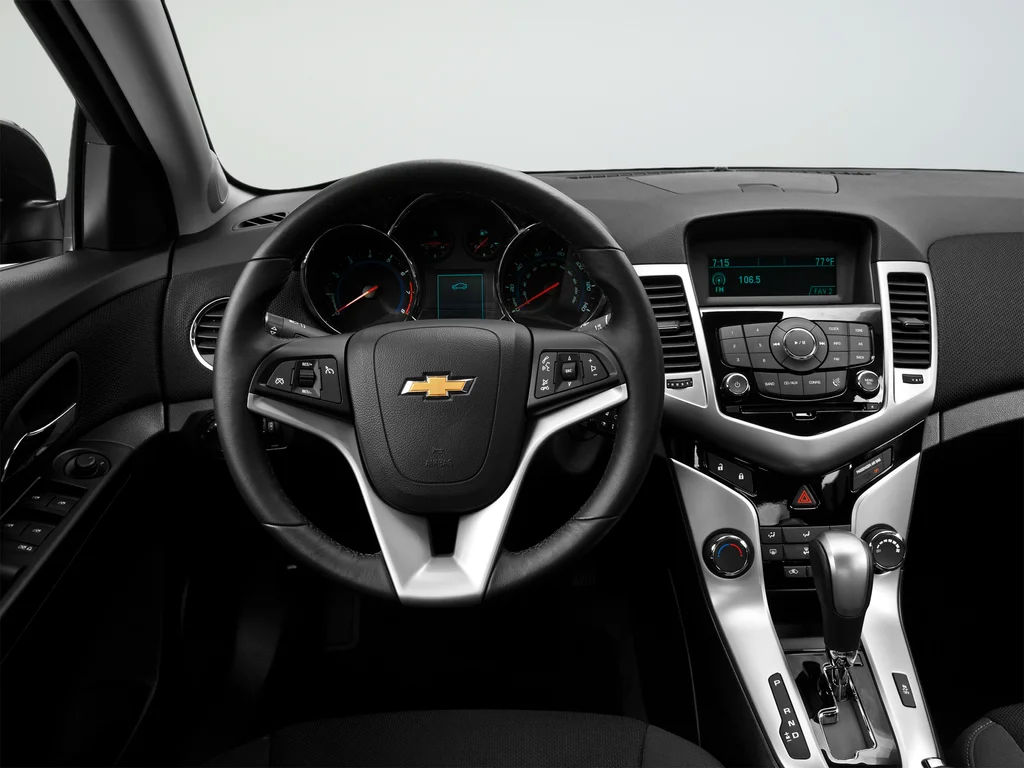 Used 2014 Gray Chevrolet 1LT image 39