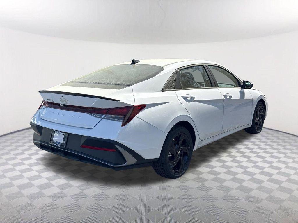New 2026 White Hyundai SEL Sport image 5
