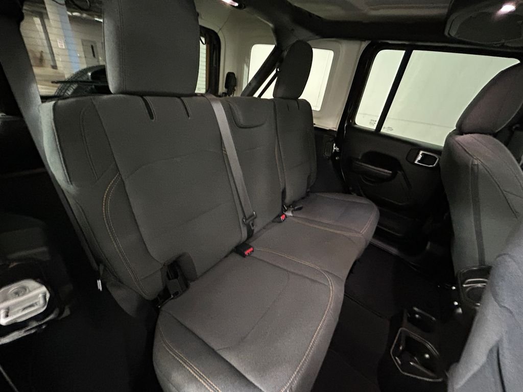 Used 2024 Black Jeep Sport S image 17