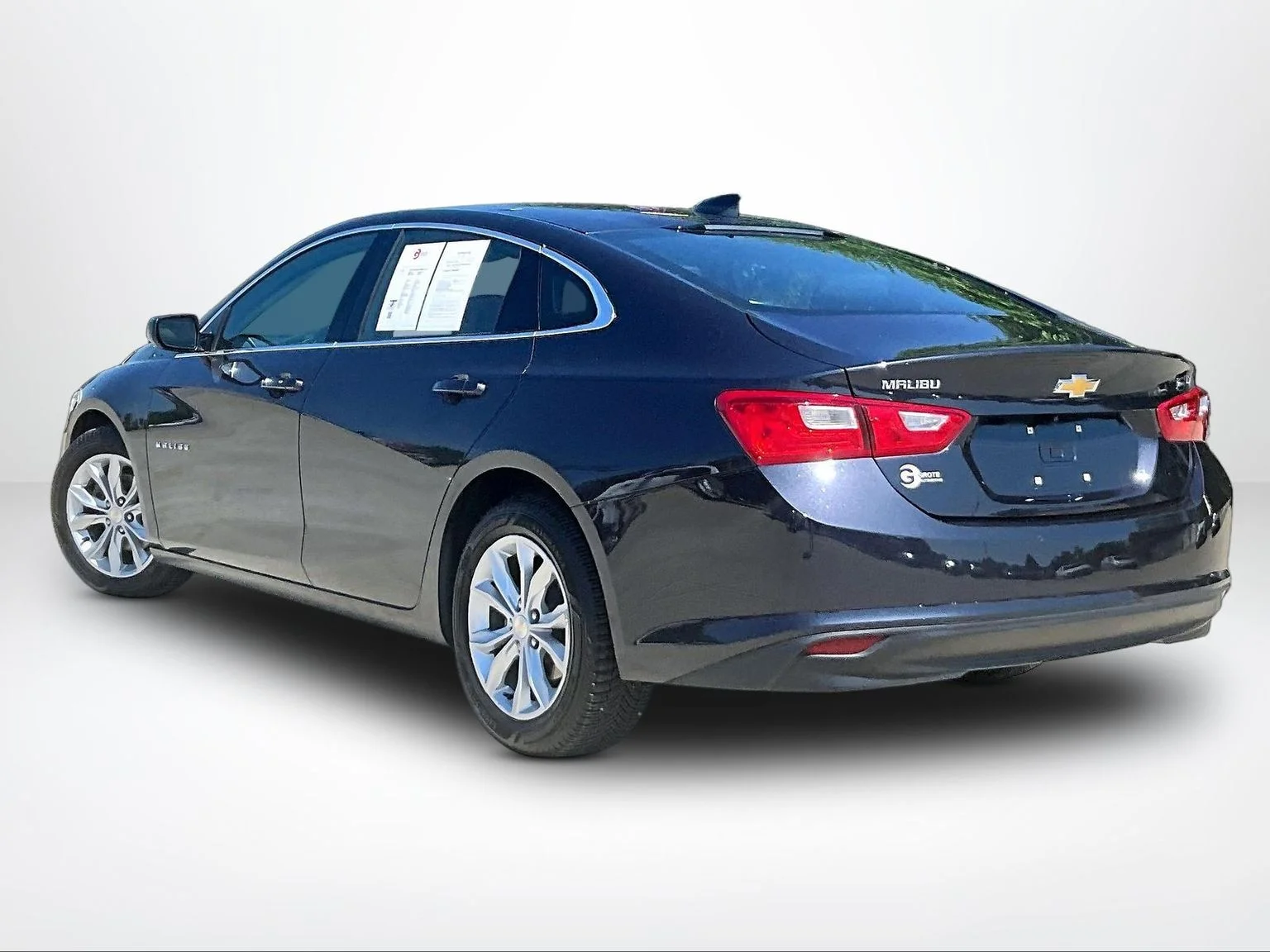 Used 2023 Gray Chevrolet LT image 13