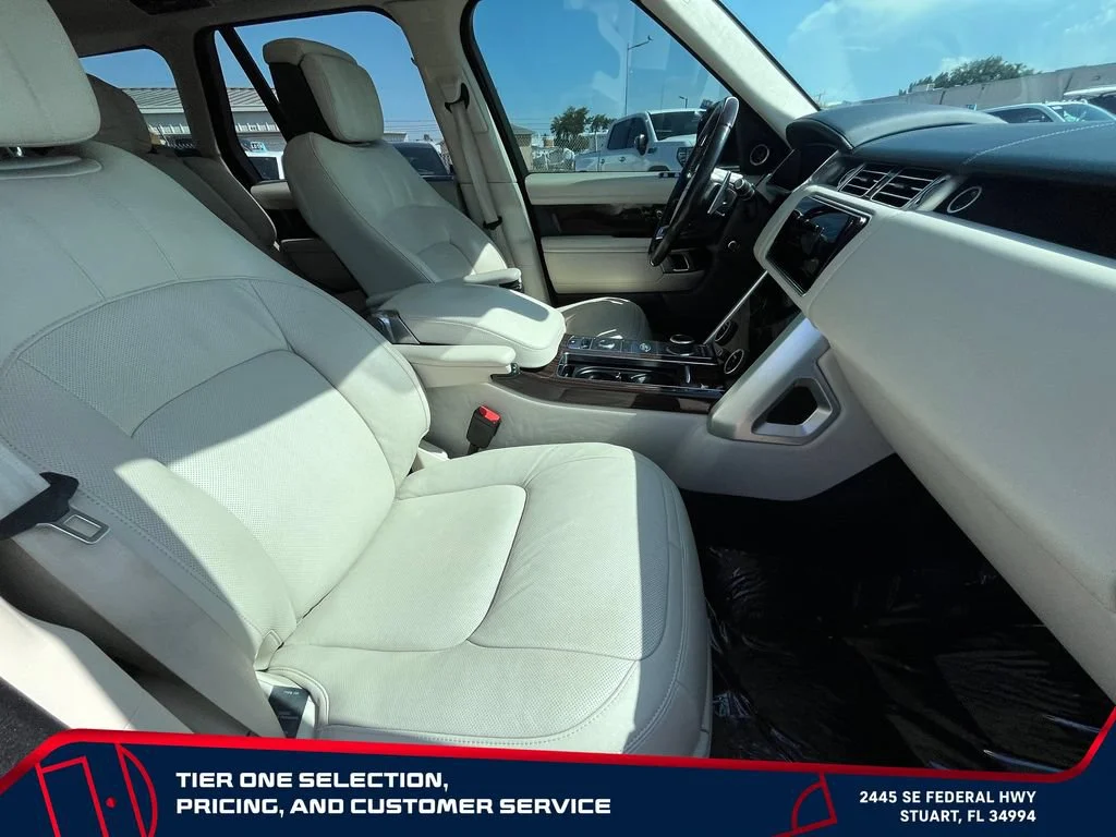 Used 2022  Land Rover Autobiography image 20