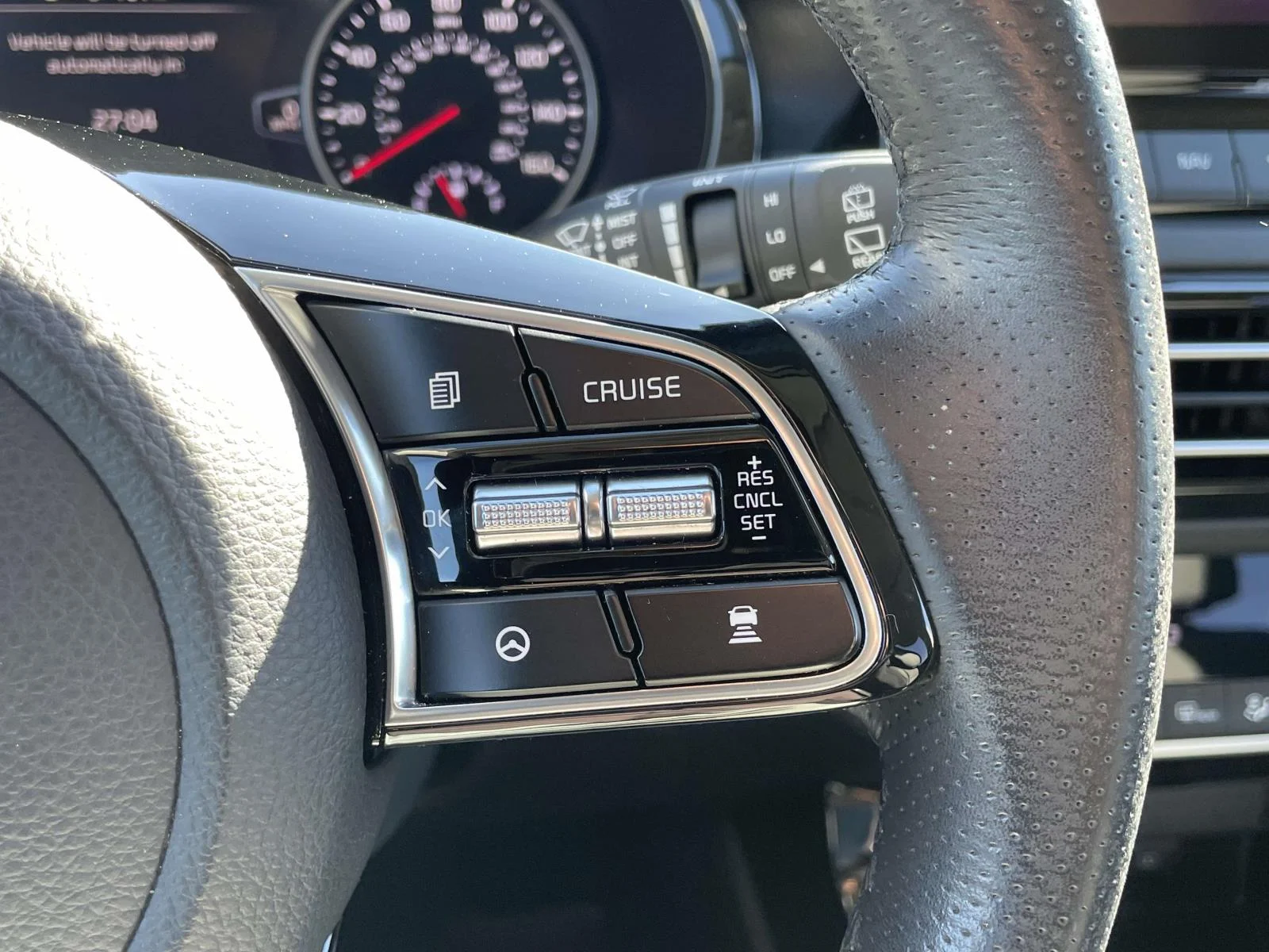 Used 2023 Snow White Pearl Kia SX image 11