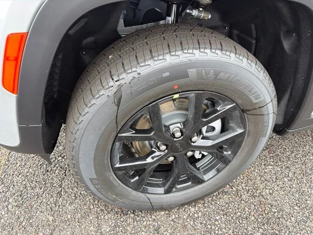 New 2026 Silver Jeep Altitude image 7