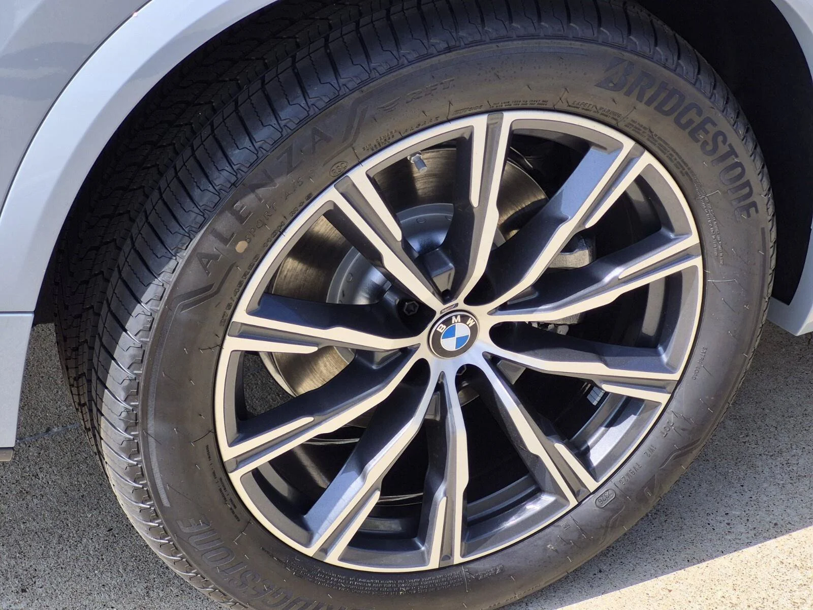 New 2026 Brooklyn Grey Metallic BMW xDrive40i image 7