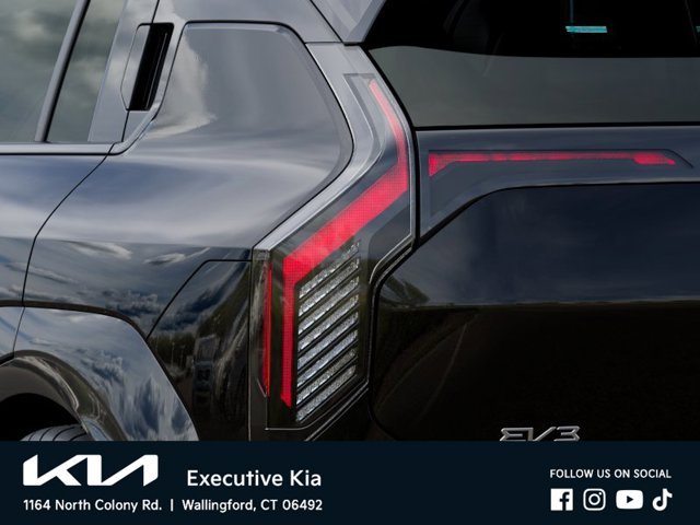 New 2027 Aurora Black Pearl Kia GT AWD image 11