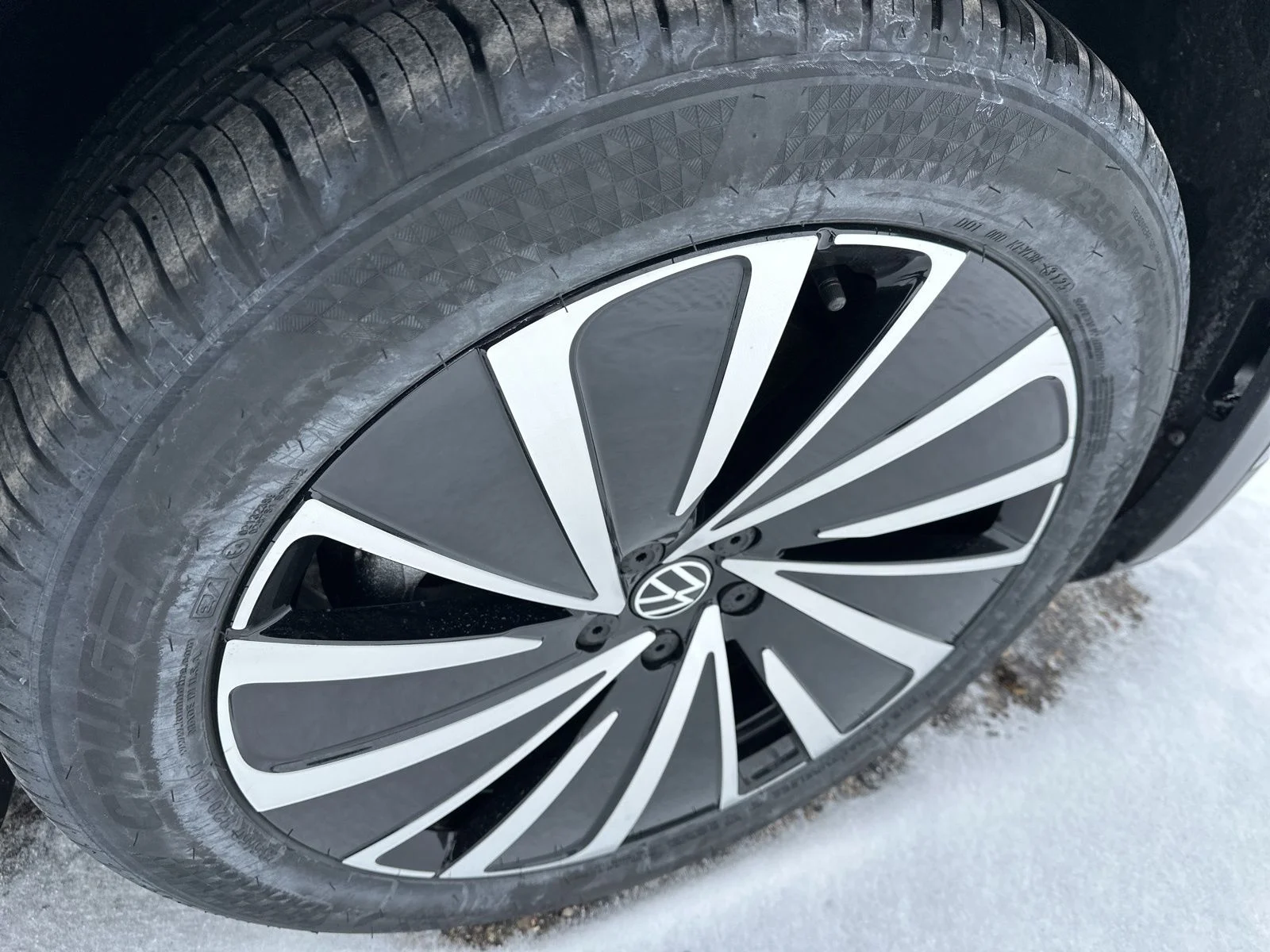 2026 Volkswagen ID.4 PRO - Photo 24