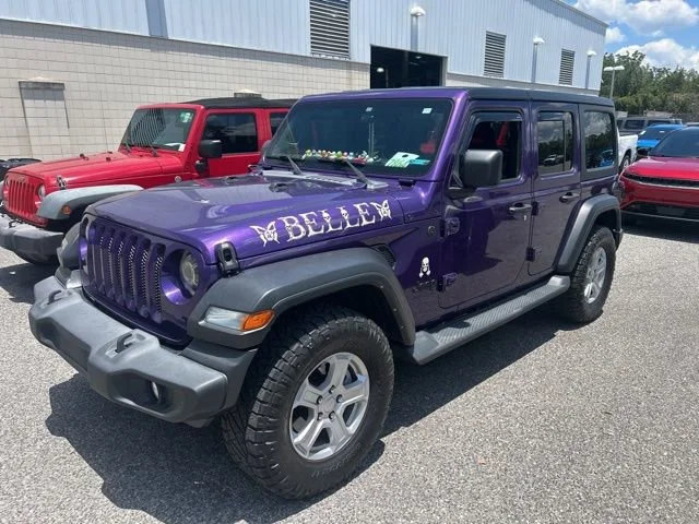 2023 Jeep Wrangler Sport S's photo