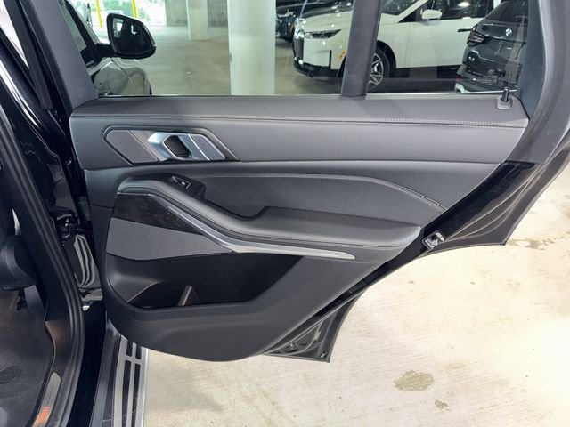 Used 2025 Black Sapphire Metallic BMW sDrive40i image 11