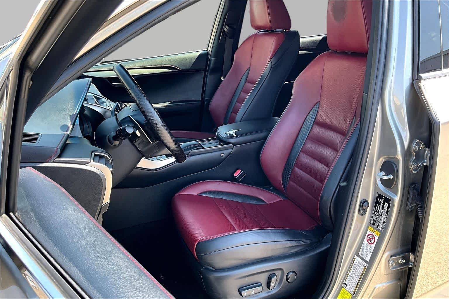 Used 2017 Atomic Silver Lexus  image 8