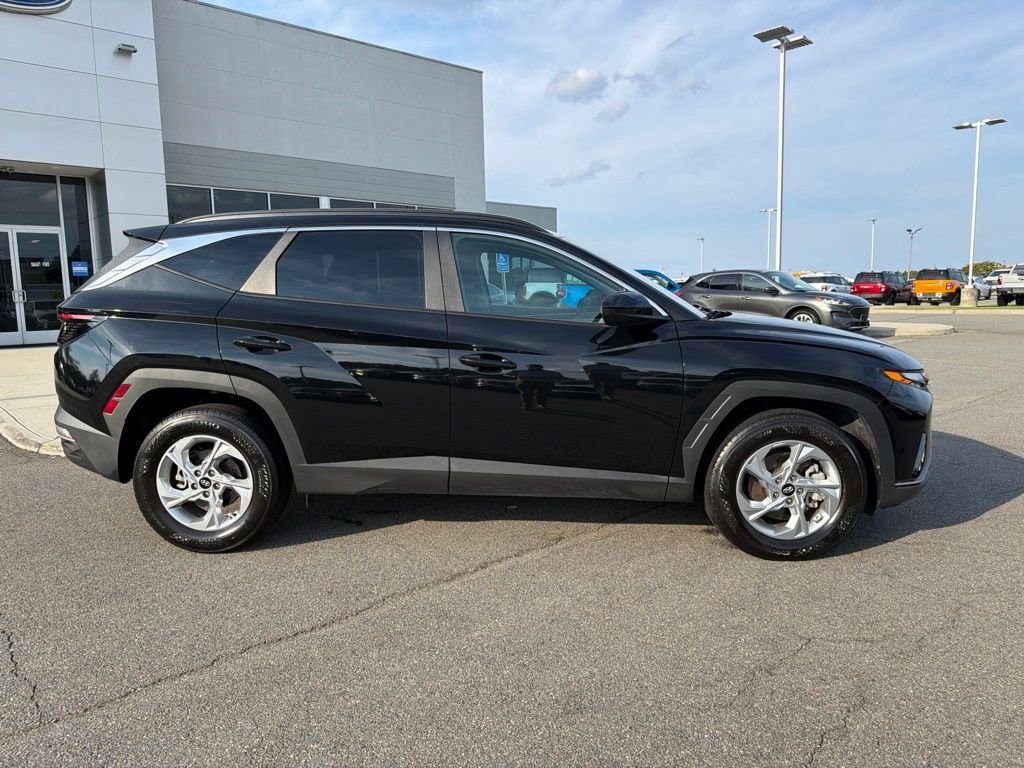 Used 2024 Black Pearl Hyundai SEL image 2