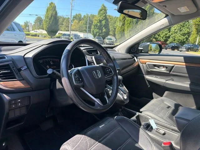 Used 2019 Crystal Black Pearl Honda EX-L image 9