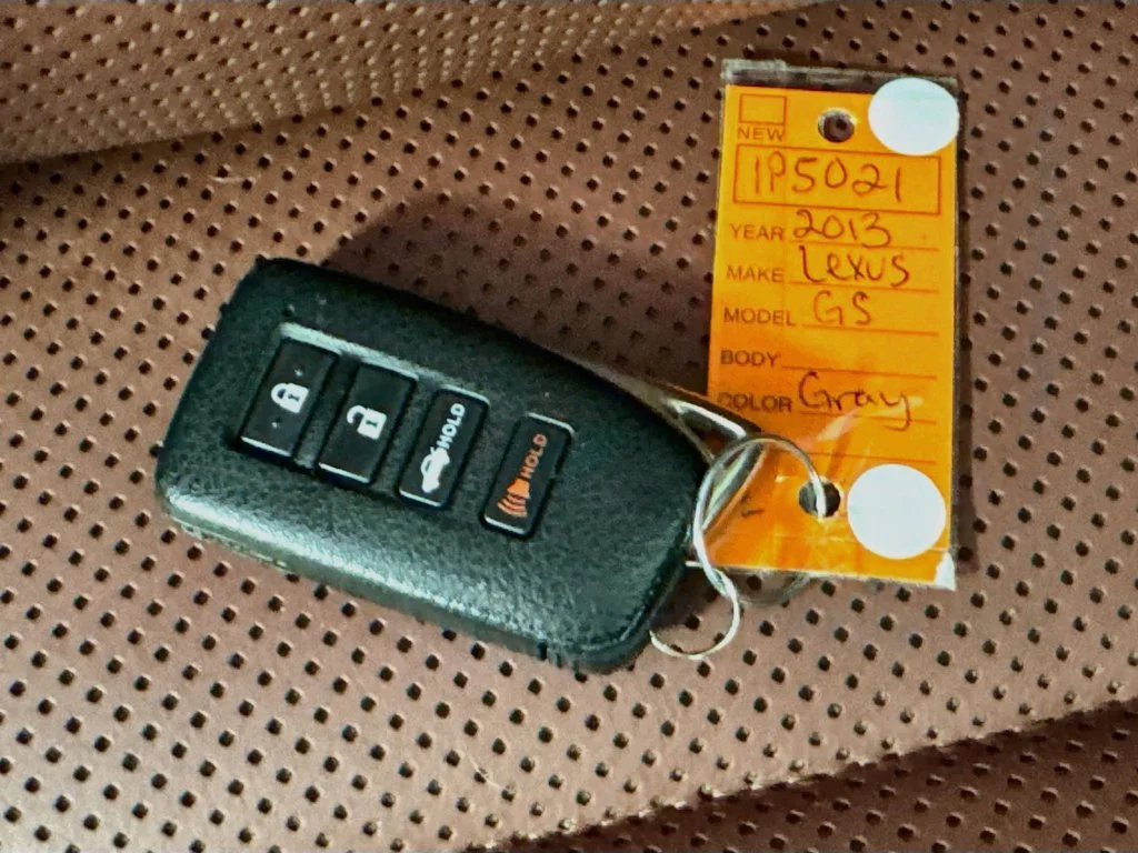 Used 2013 Silver Lexus 350 image 38