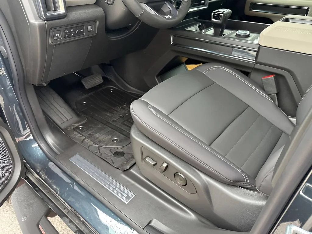 2026 GMC HUMMER EV 2X - Photo 29