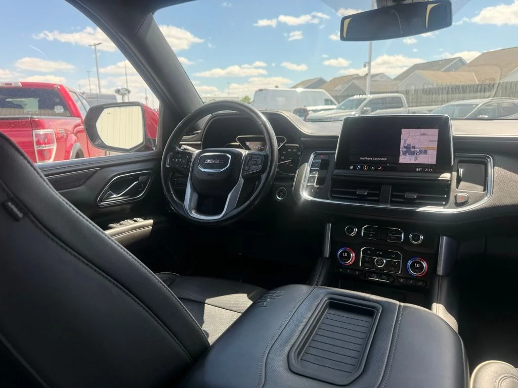 Used 2021 Red GMC SLT image 65