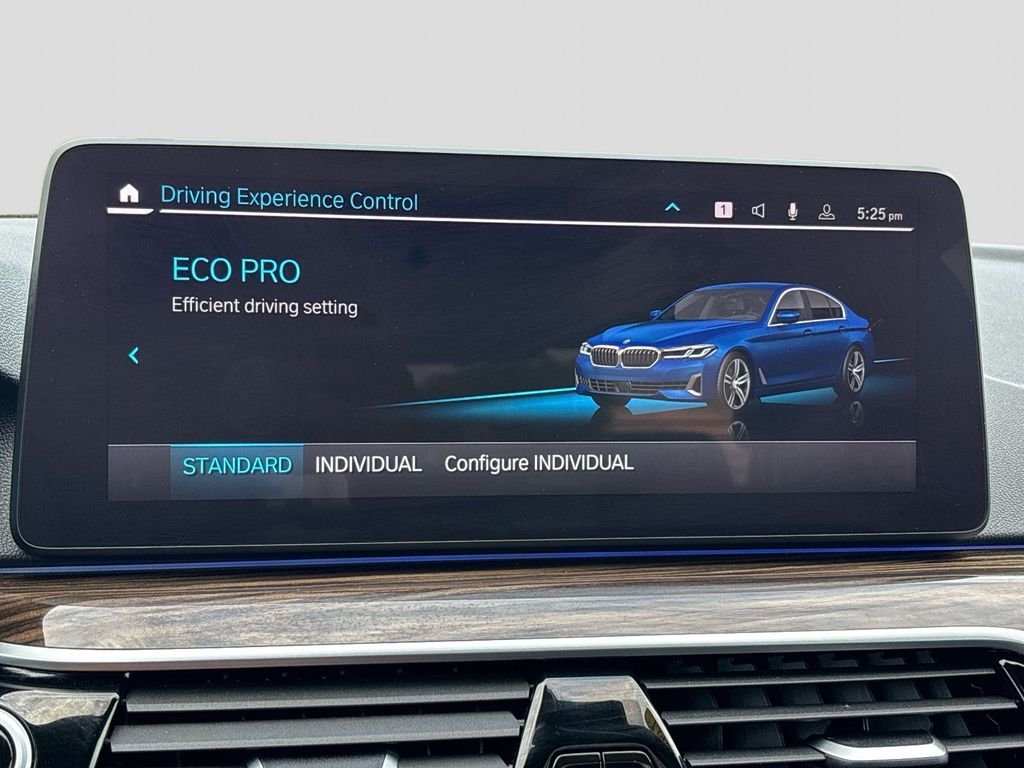 Used 2021 Blue BMW 540i xDrive image 31
