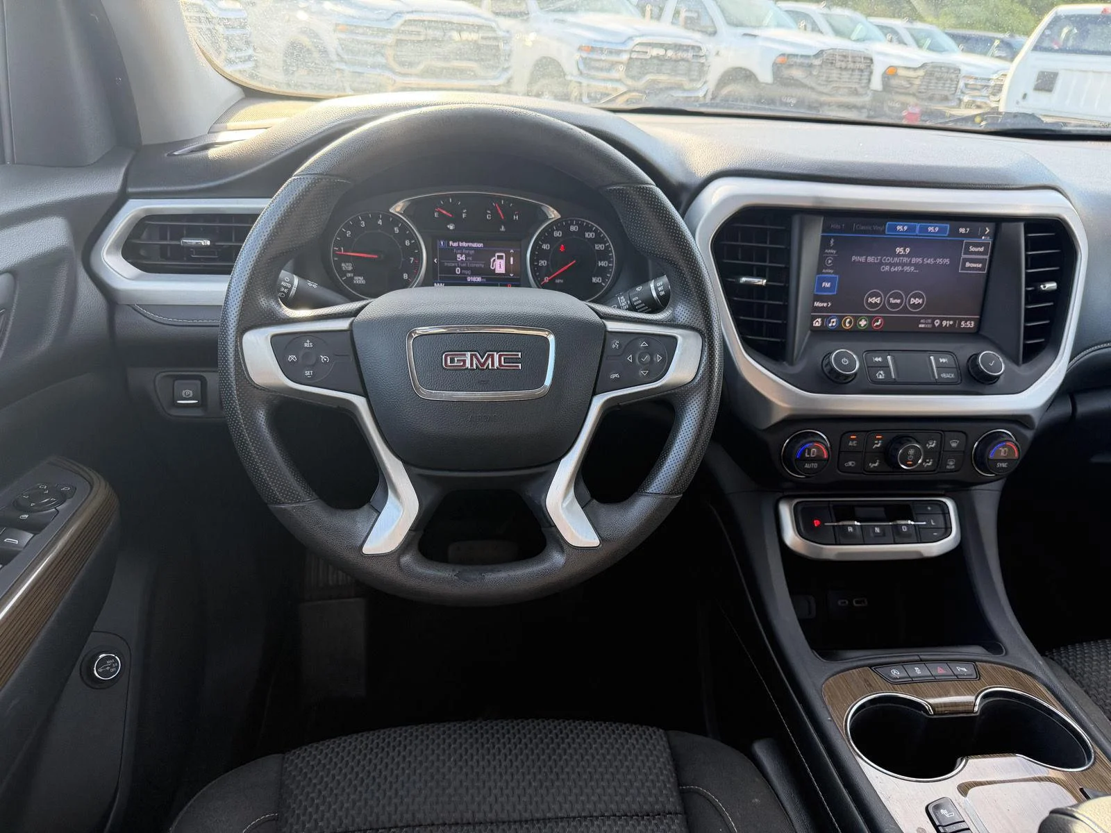 Used 2021 Ebony Twilight Metallic GMC SLE image 8