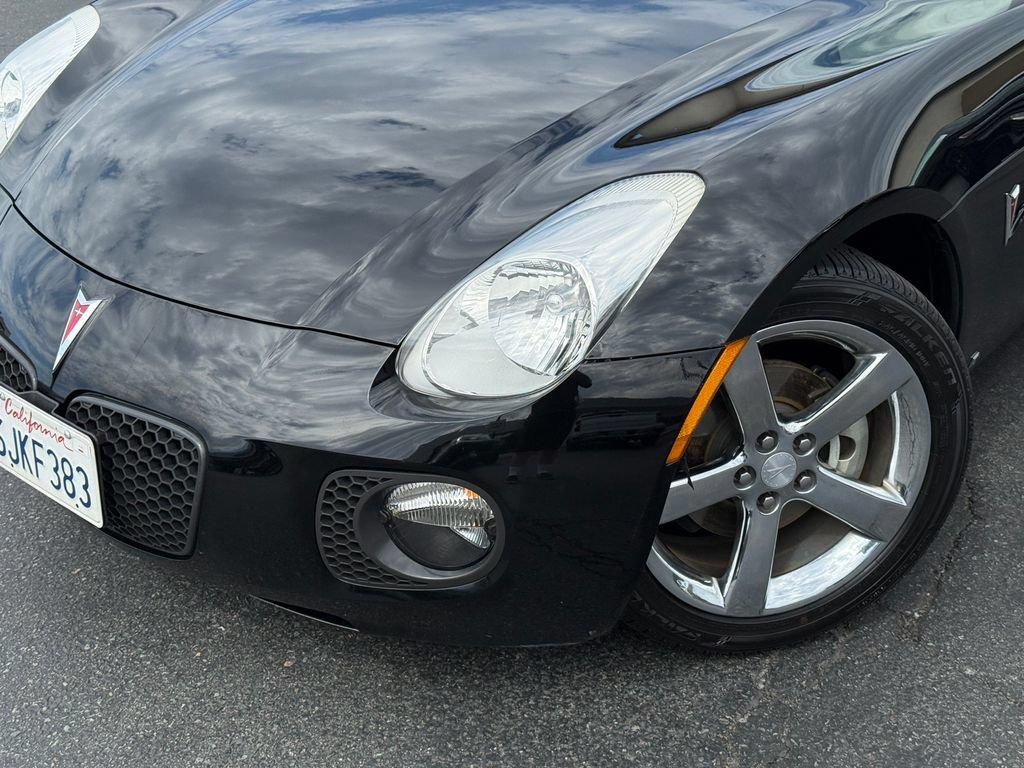 Used 2009 MYSTERIOUS (BLACK) Pontiac GXP image 4