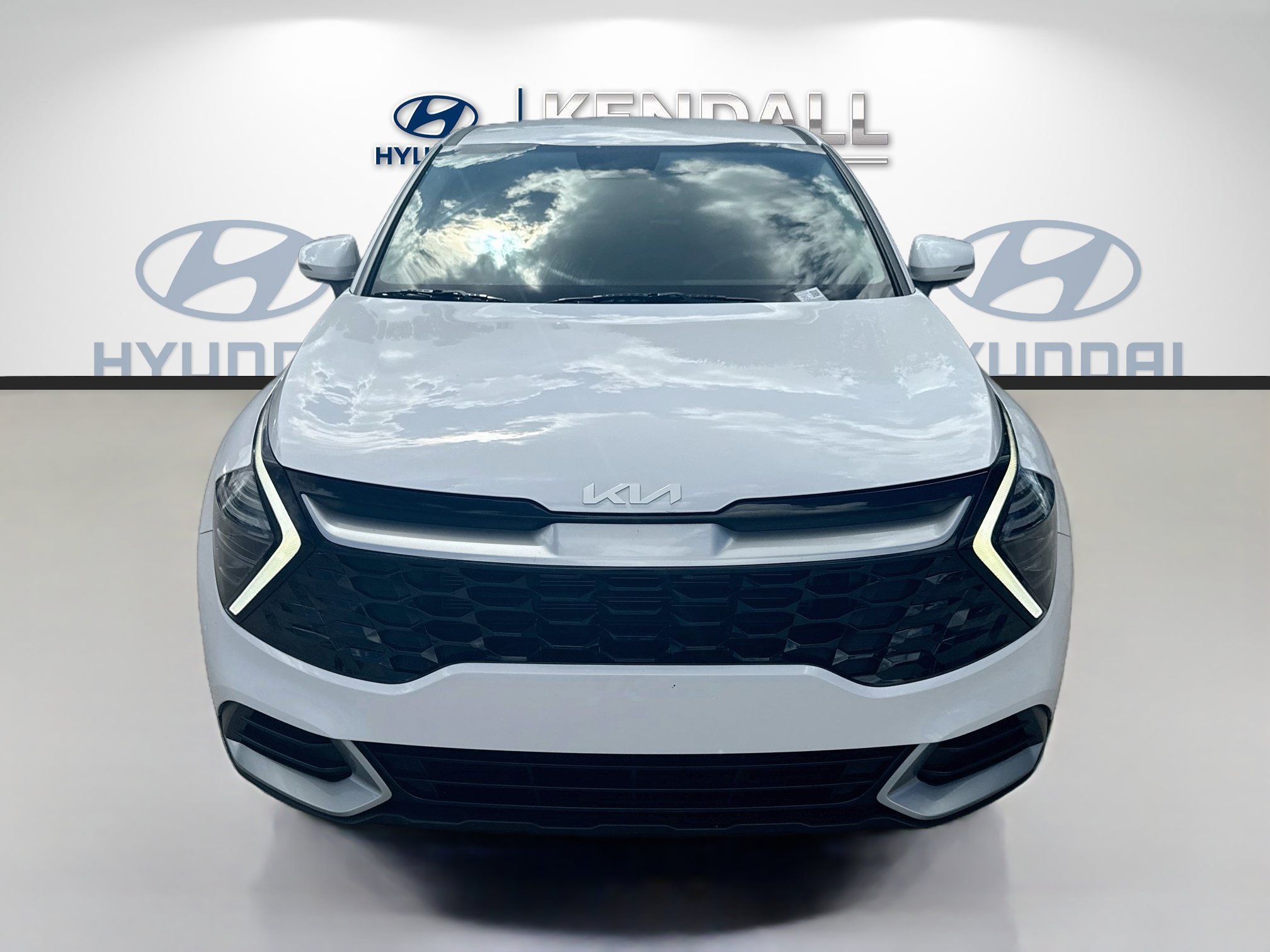 Used 2024 Glacial White Pearl Kia EX image 1