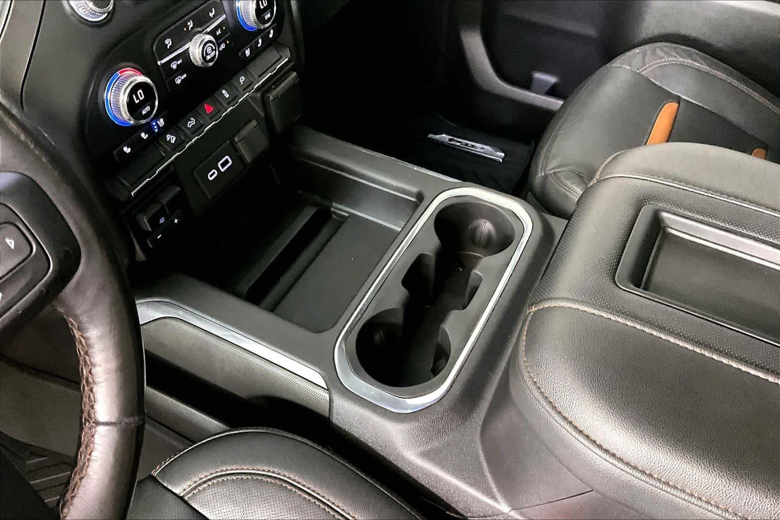 Used 2021 EBONY TWILIGHT METALLIC GMC AT4 image 16