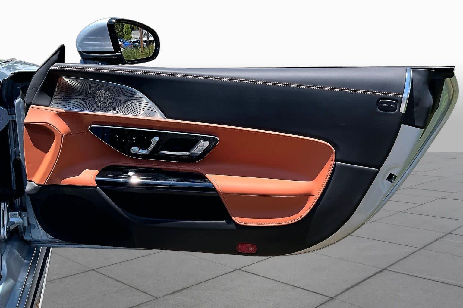 Certified Used 2025 Cirrus Silver Metallic Mercedes-Benz AMG® GT 63 image 20